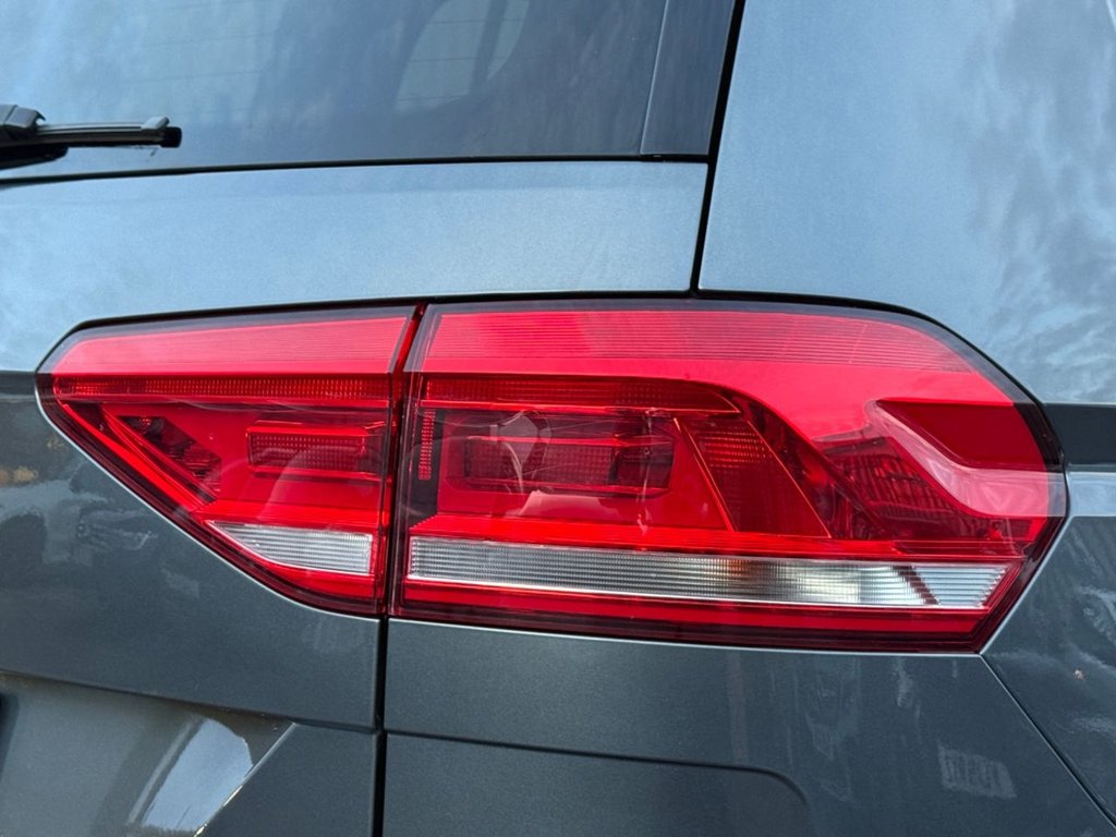 Used Volkswagen Touran 2018 for sale - 76470308: Photo 28