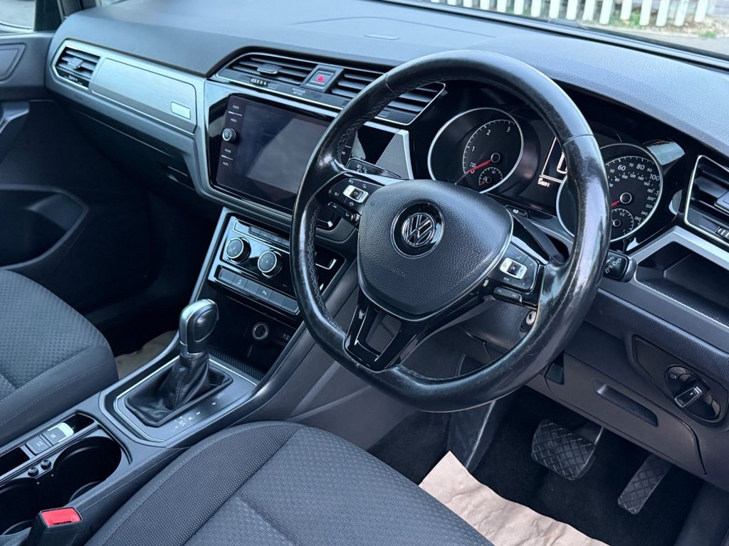 Used Volkswagen Touran 2018 for sale - 76470308: Photo 35