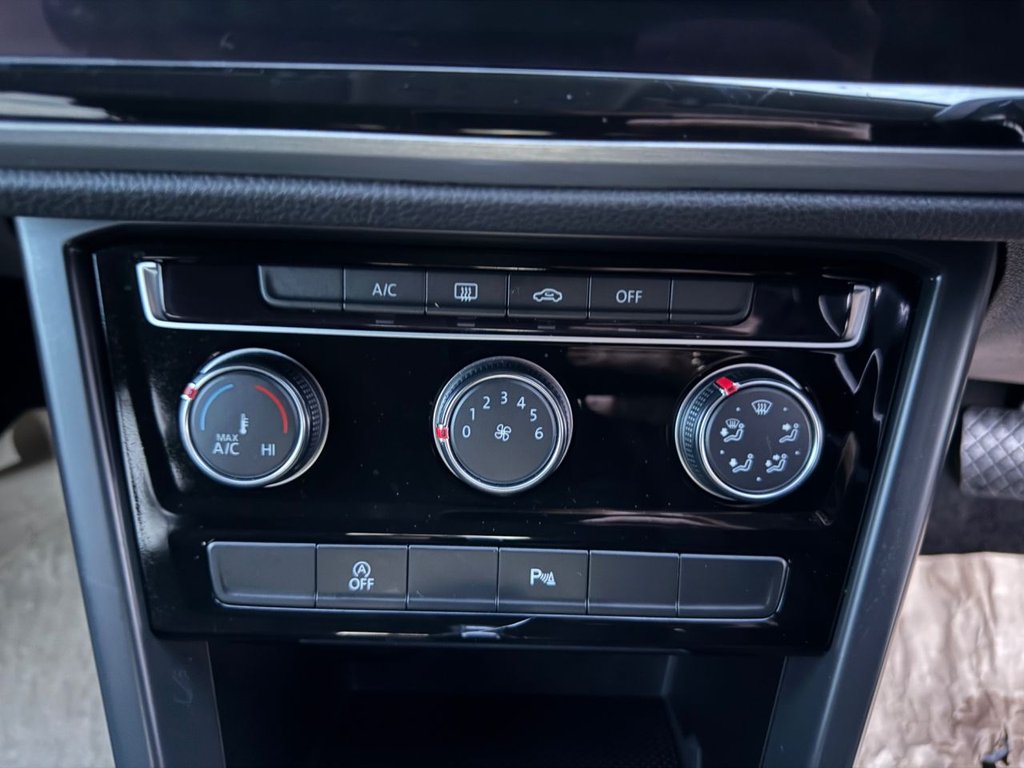 Used Volkswagen Touran 2018 for sale - 76470308: Photo 40