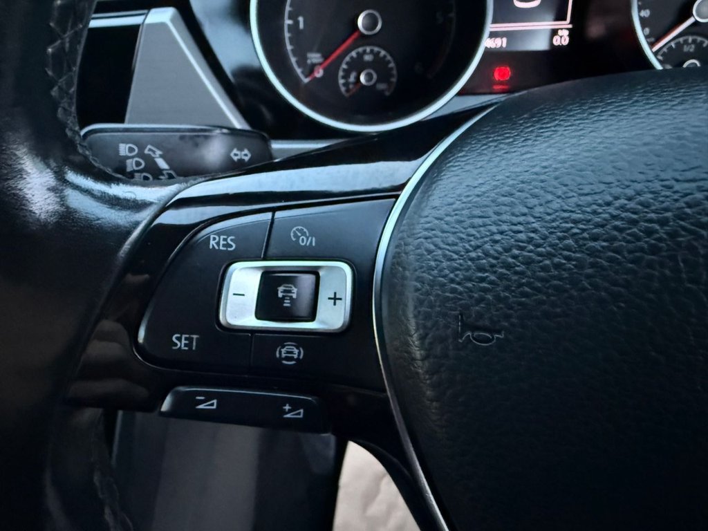 Used Volkswagen Touran 2018 for sale - 76470308: Photo 42