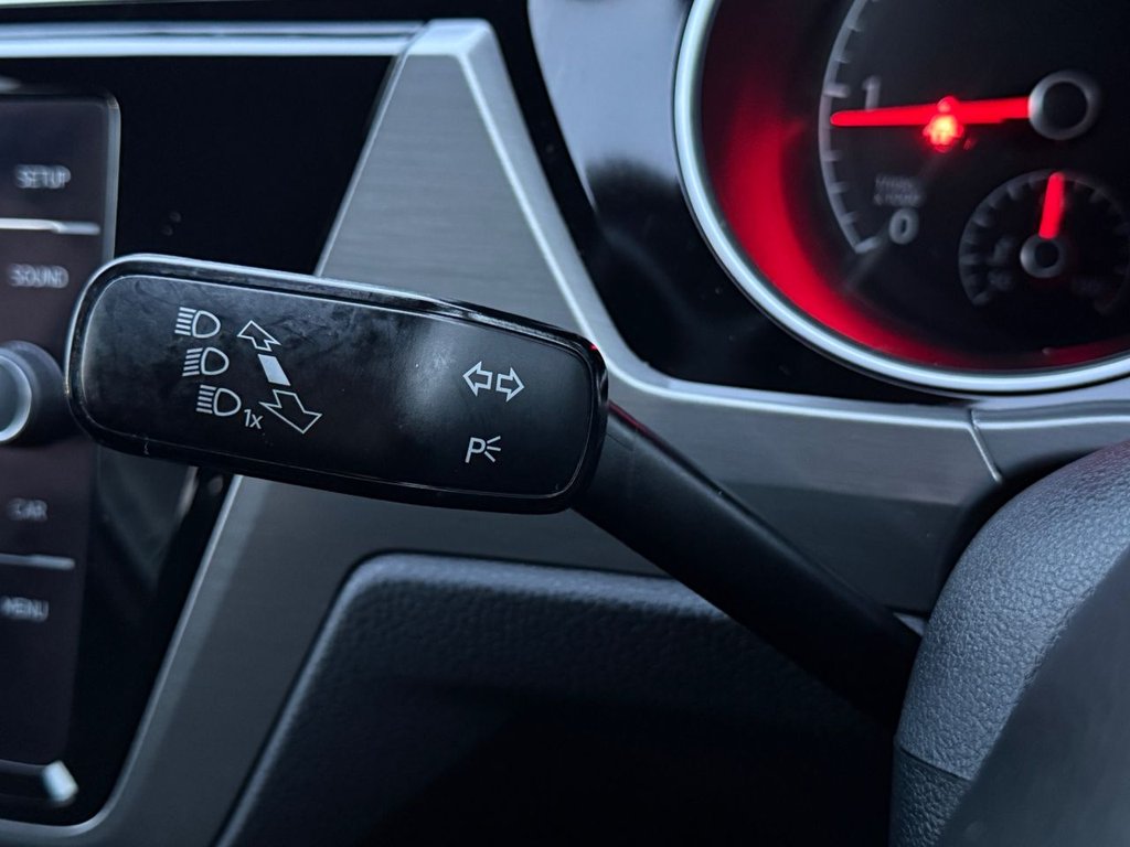 Used Volkswagen Touran 2018 for sale - 76470308: Photo 44