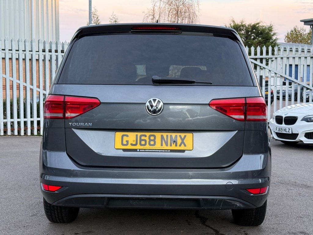Used Volkswagen Touran 2018 for sale - 76470308: Photo 7
