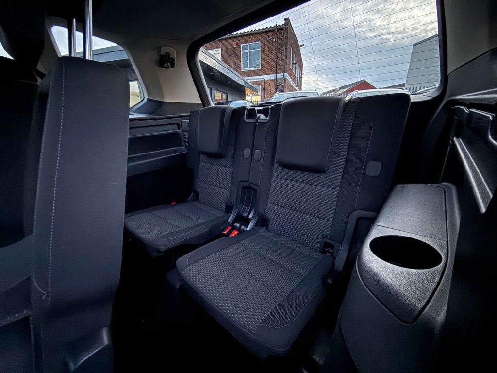 Used Volkswagen Touran 2018 for sale - 76470308: Photo 8