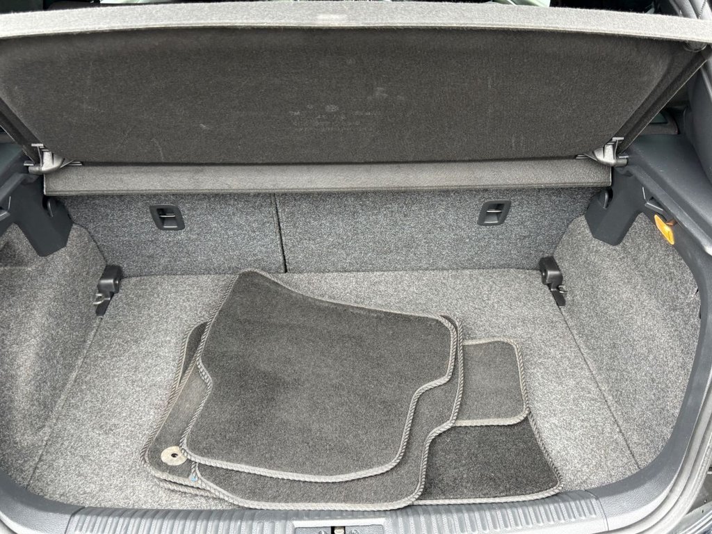 Used Volkswagen Polo 2015 for sale - 77708796: Photo 17