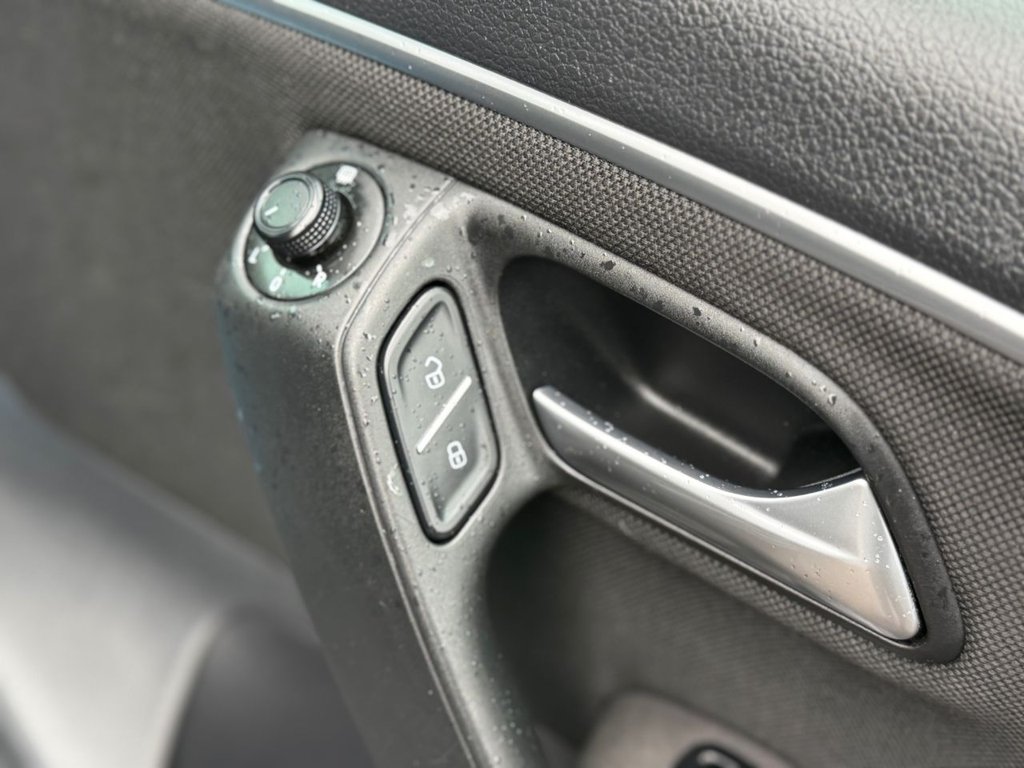 Used Volkswagen Polo 2015 for sale - 77708796: Photo 38