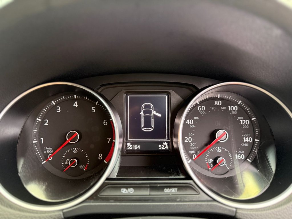 Used Volkswagen Polo 2015 for sale - 77708796: Photo 43