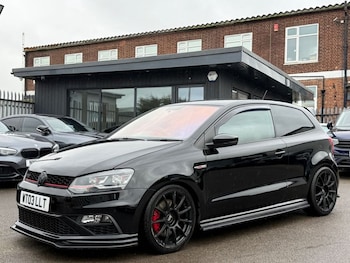 Used Volkswagen Polo 2015 for sale - 77708796: Photo