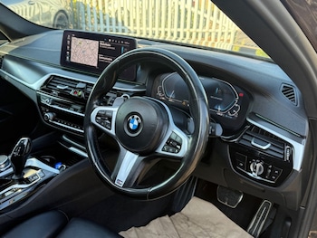 Used BMW 5 Series 2021 for sale - 79474869: Photo