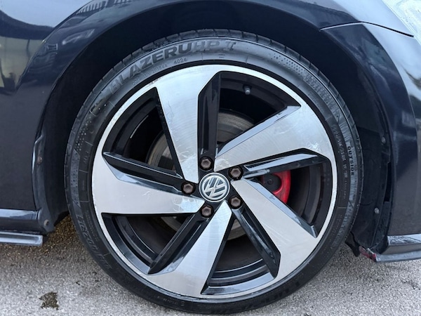 Used Volkswagen Golf 2018 for sale - 76241387: Photo 32
