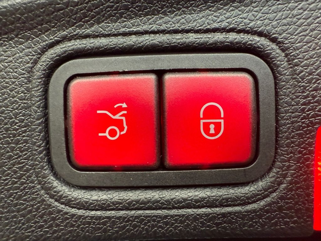 Used Mercedes-Benz C Class 2017 for sale - 76482471: Photo 17