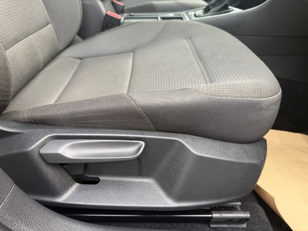 Used Volkswagen Golf 2019 for sale - 78003122: Photo 39