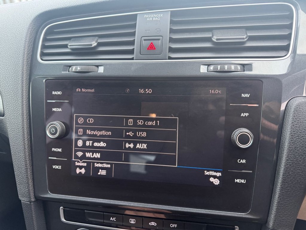 Used Volkswagen Golf 2019 for sale - 78003122: Photo 50