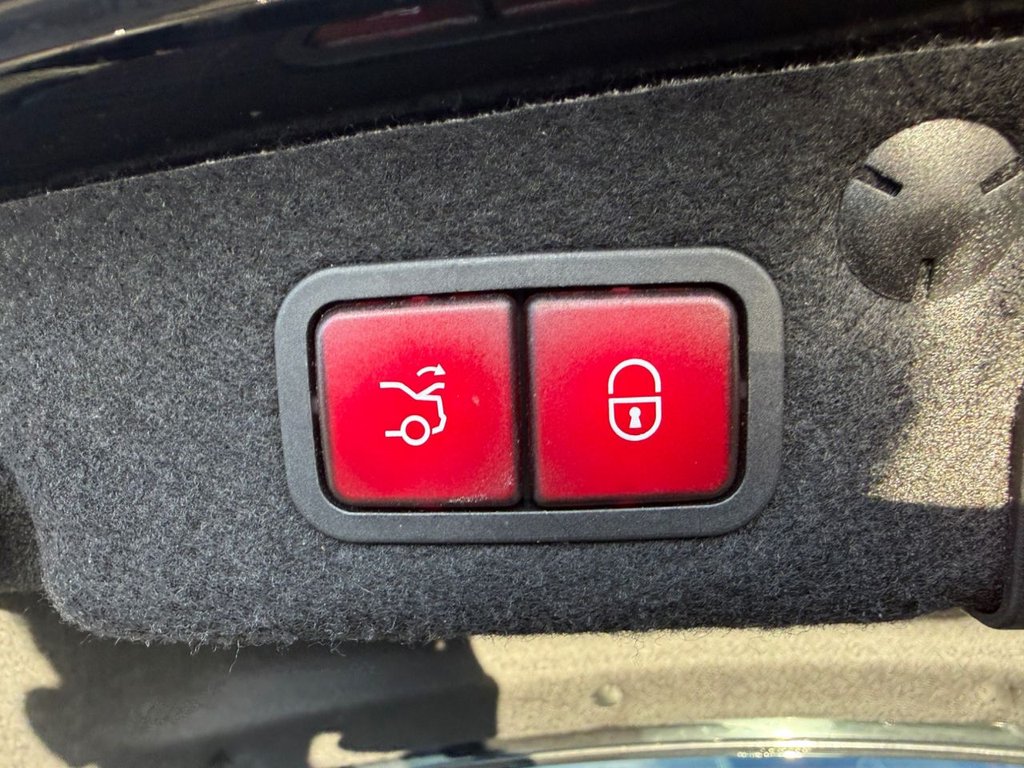 Used Mercedes-Benz C Class 2016 for sale - 77638155: Photo 17