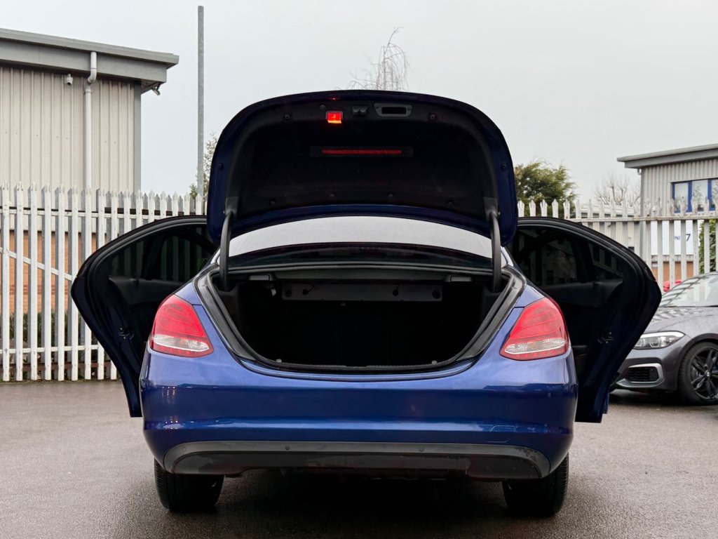 Used Mercedes-Benz C Class 2019 for sale - 77464137: Photo 23