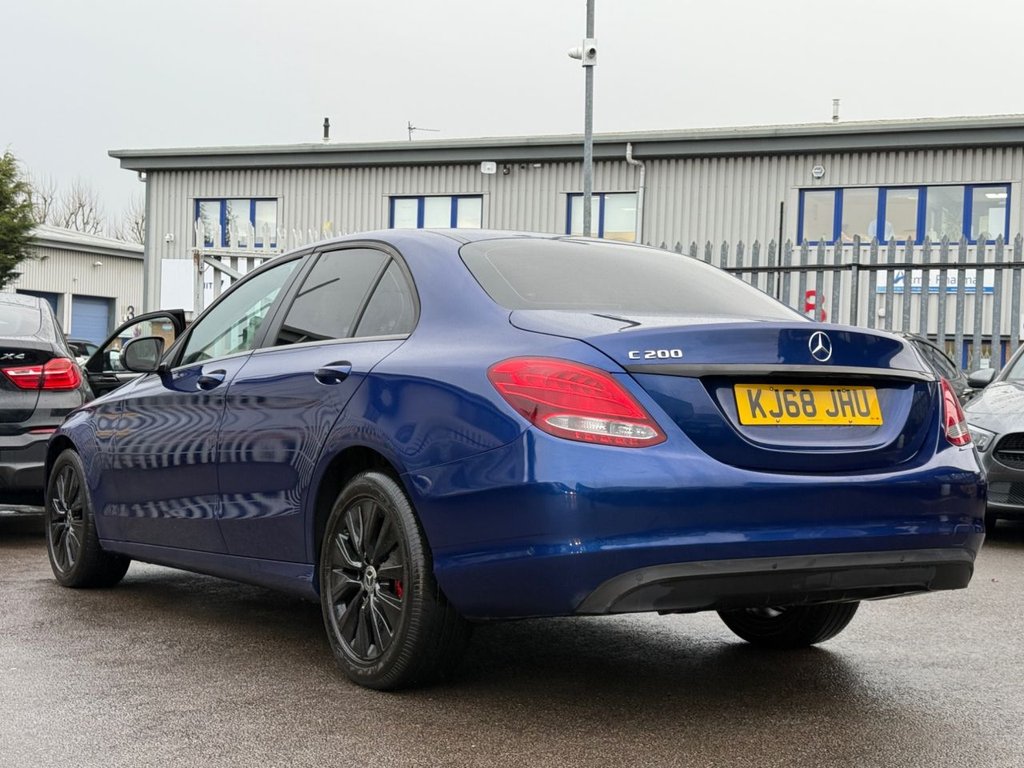 Used Mercedes-Benz C Class 2019 for sale - 77464137: Photo 4