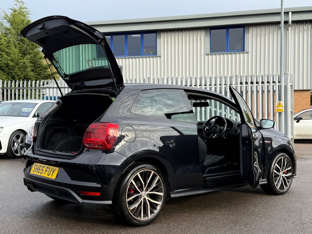 Used Volkswagen Polo 2015 for sale - 76559267: Photo 10