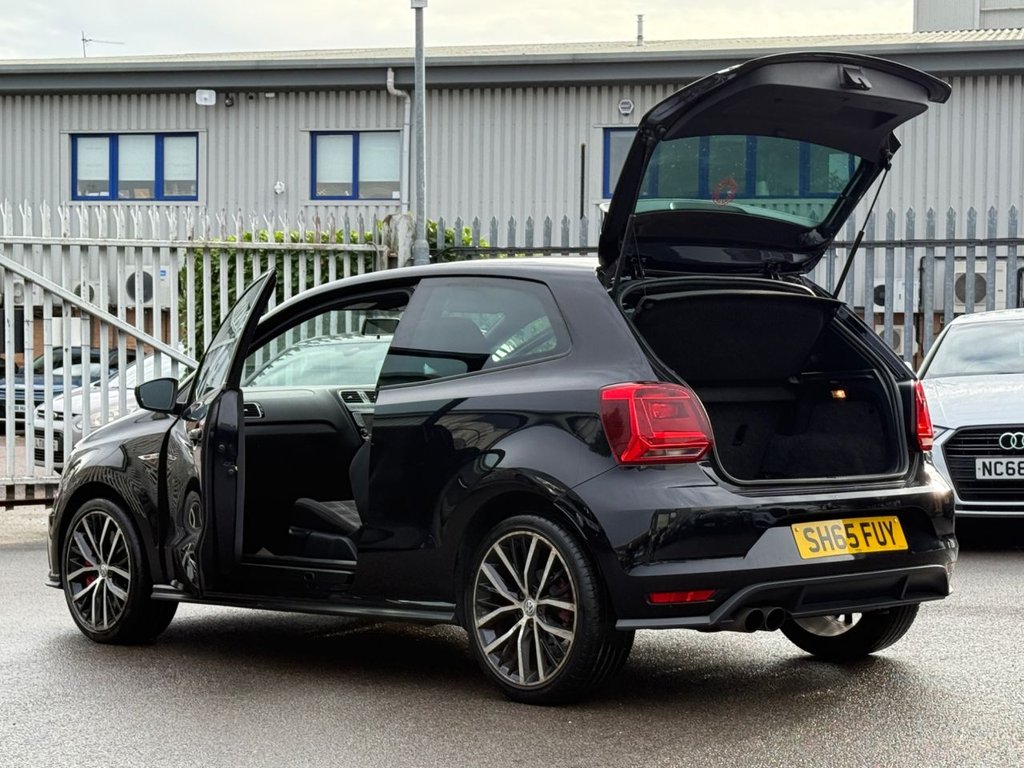 Used Volkswagen Polo 2015 for sale - 76559267: Photo 18