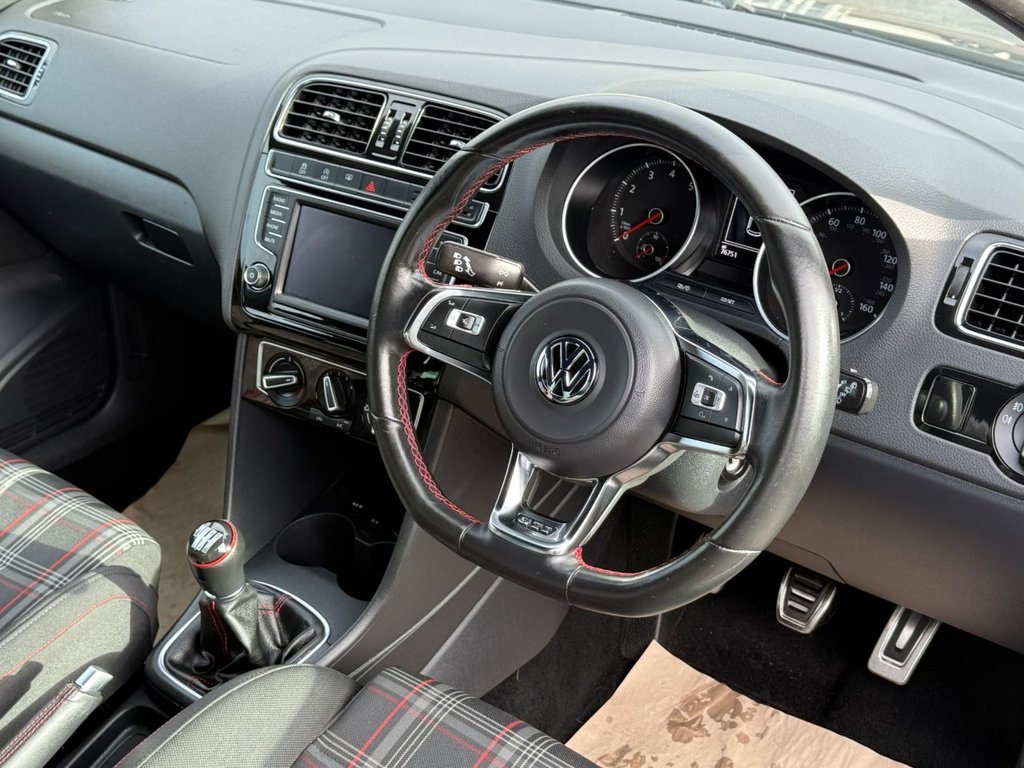 Used Volkswagen Polo 2015 for sale - 76559267: Photo 39