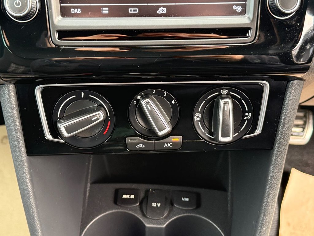 Used Volkswagen Polo 2015 for sale - 76559267: Photo 49