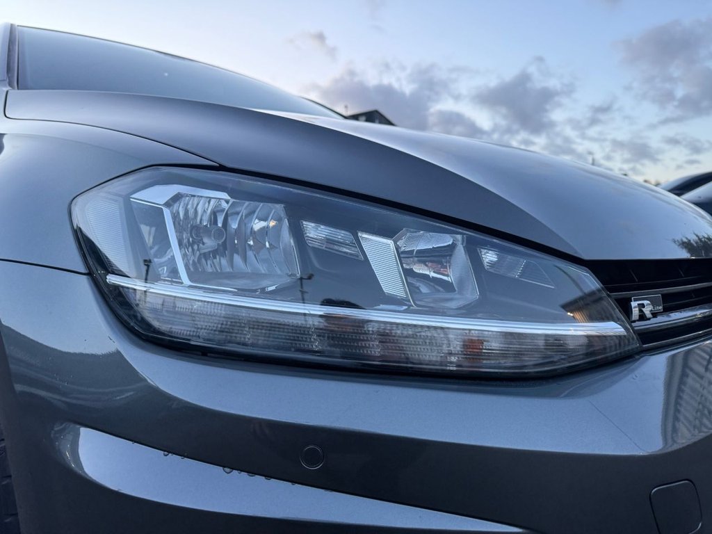 Used Volkswagen Golf 2018 for sale - 77841380: Photo 25