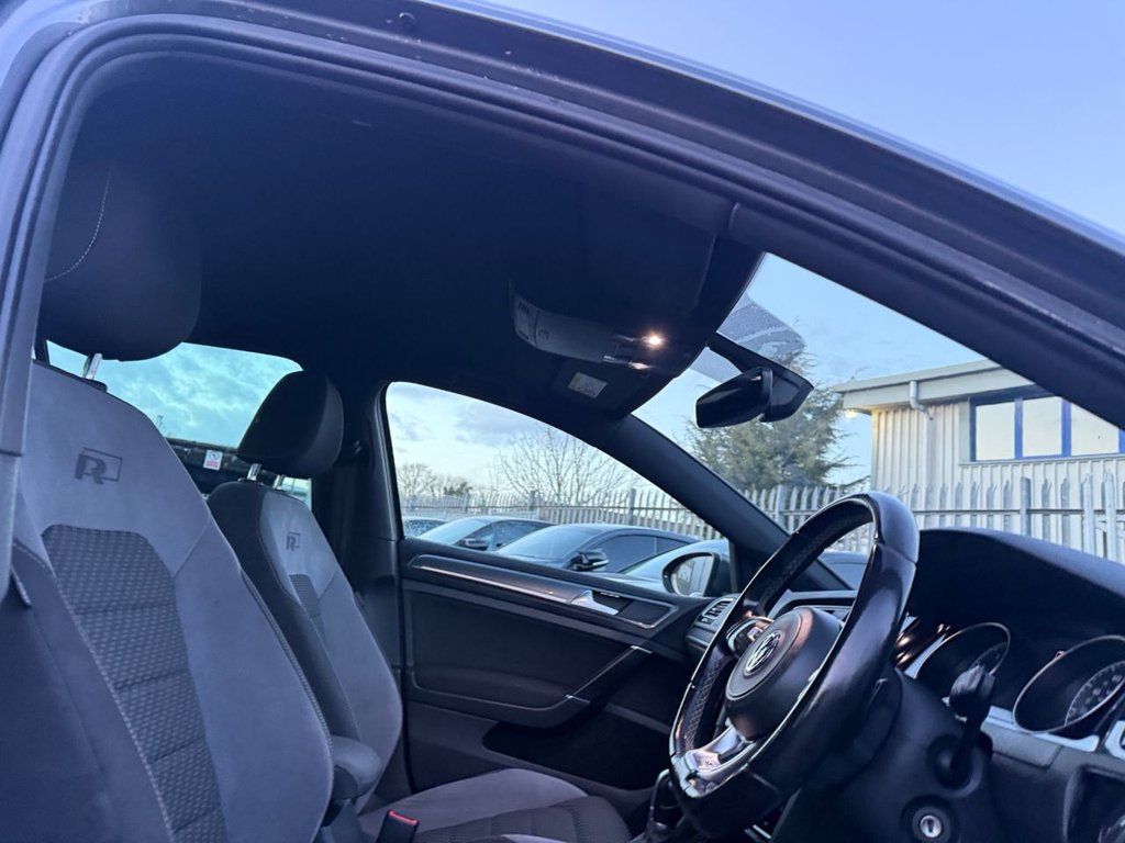 Used Volkswagen Golf 2018 for sale - 77841380: Photo 39