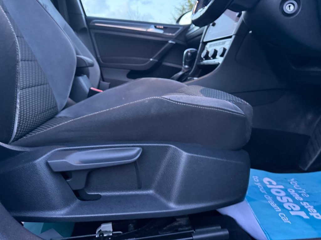 Used Volkswagen Golf 2018 for sale - 77841380: Photo 41