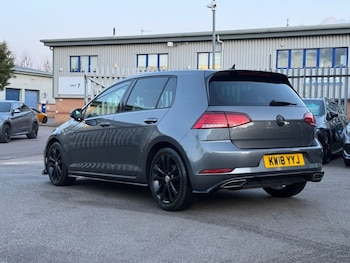 Used Volkswagen Golf 2018 for sale - 77841380: Photo