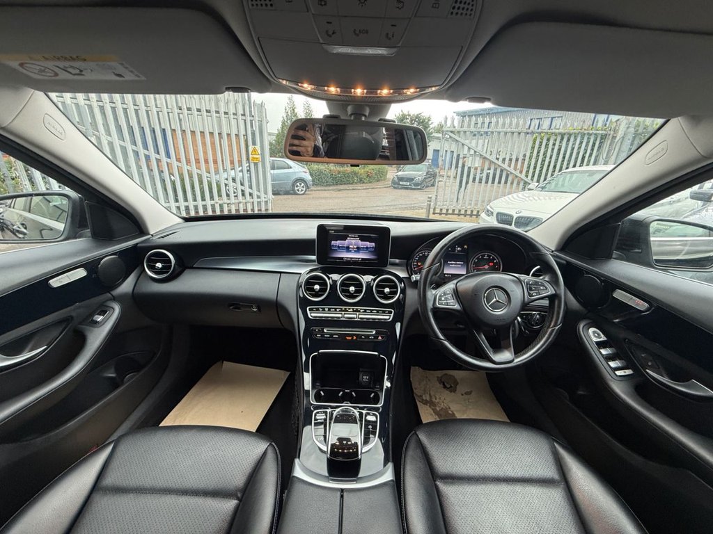 Used Mercedes-Benz C Class 2015 for sale - 76376044: Photo 2