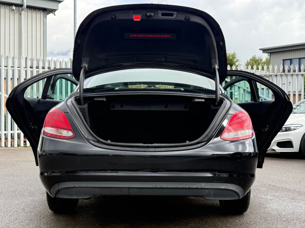 Used Mercedes-Benz C Class 2015 for sale - 76376044: Photo 22