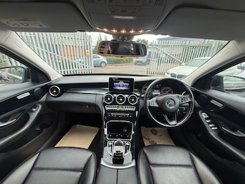 Used Mercedes-Benz C Class 2015 for sale - 76376044: Photo