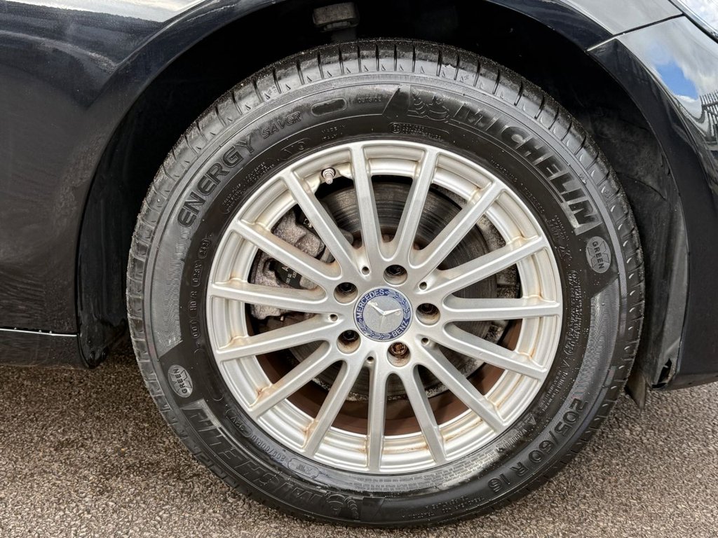 Used Mercedes-Benz C Class 2015 for sale - 76376044: Photo 33