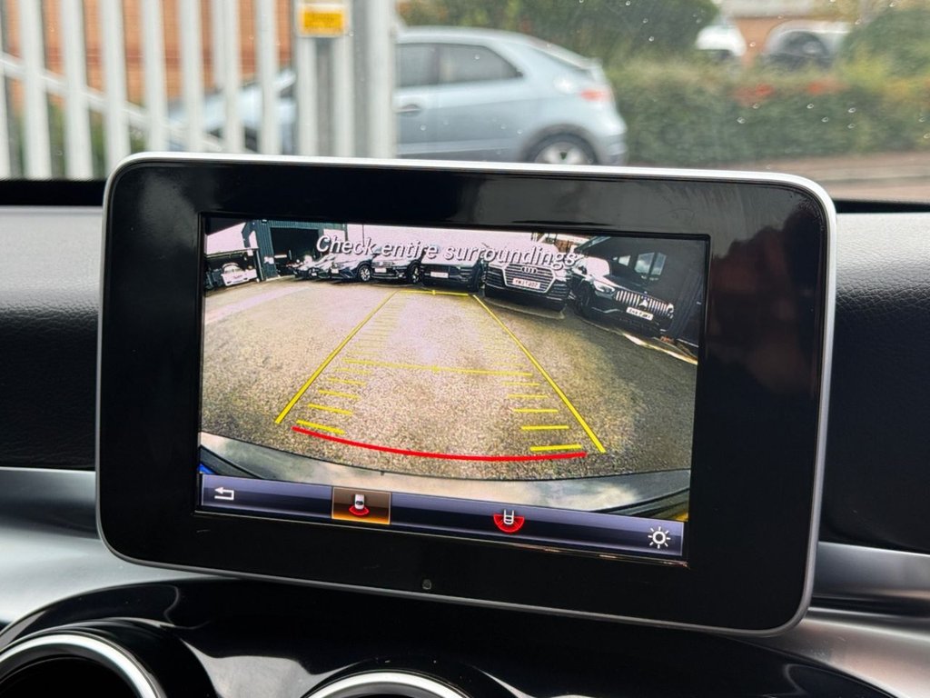 Used Mercedes-Benz C Class 2015 for sale - 76376044: Photo 4