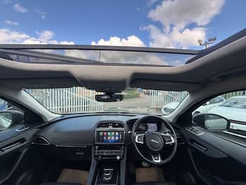 Used Jaguar F-Pace 2020 for sale - 79680333: Photo