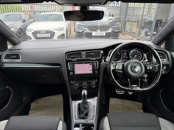 Used Volkswagen Golf 2017 for sale - 79160090: Photo