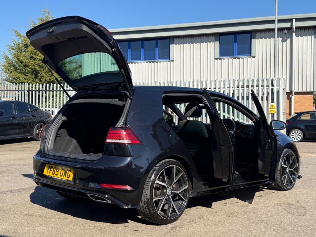 Used Volkswagen Golf 2019 for sale - 77936959: Photo 14