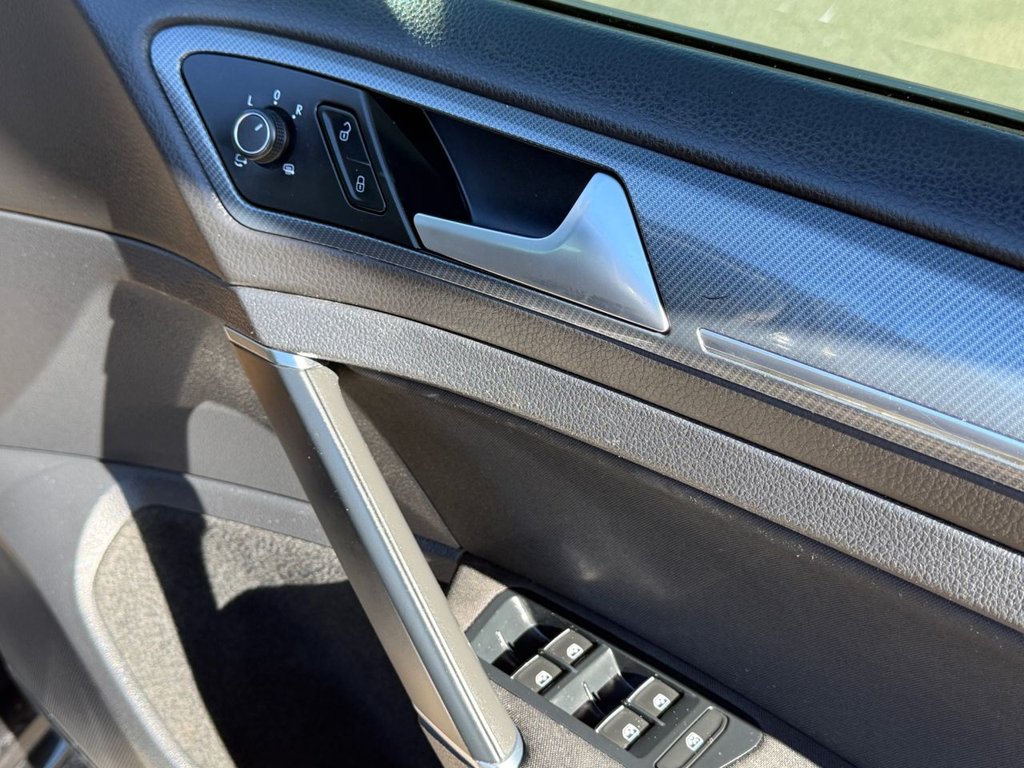 Used Volkswagen Golf 2019 for sale - 77936959: Photo 40