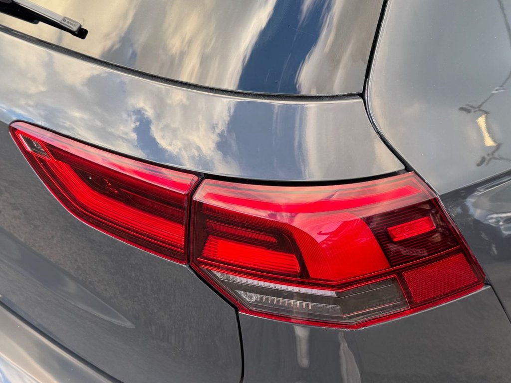 Used Volkswagen Golf 2021 for sale - 76376097: Photo 31