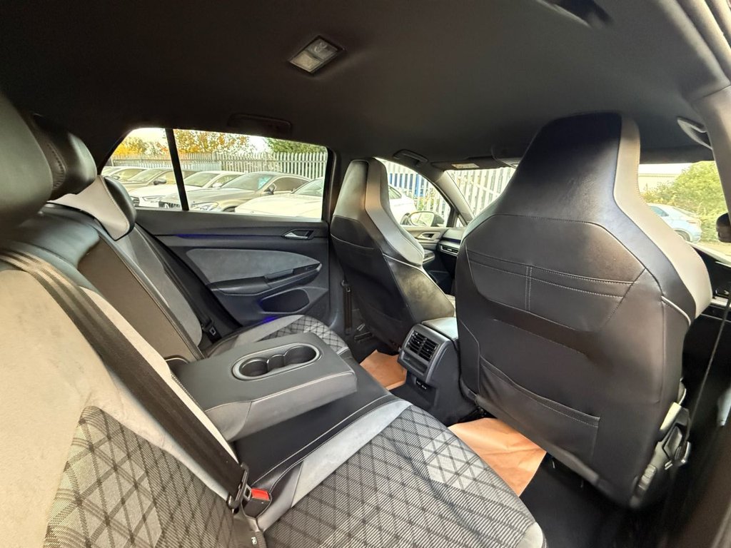 Used Volkswagen Golf 2021 for sale - 76376097: Photo 9