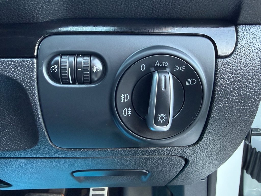 Used Volkswagen Scirocco 2016 for sale - 77719833: Photo 43