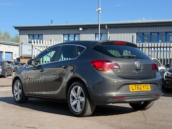 Used Vauxhall Astra 2012 for sale - 78414354: Photo
