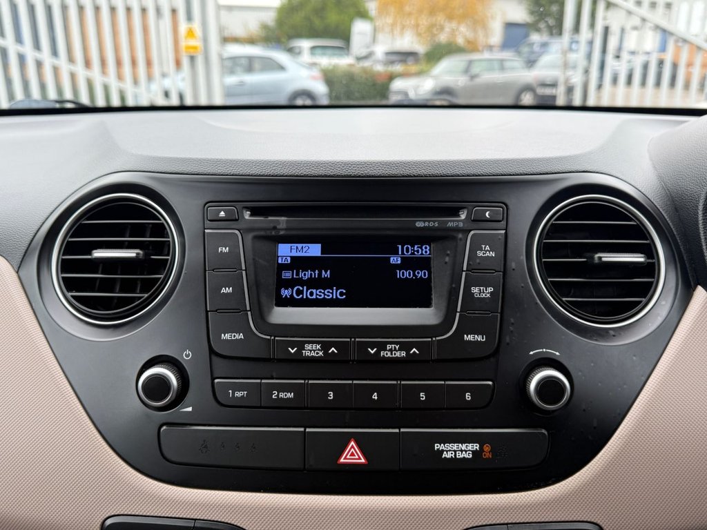 Used Hyundai i10 2015 for sale - 76406926: Photo 10