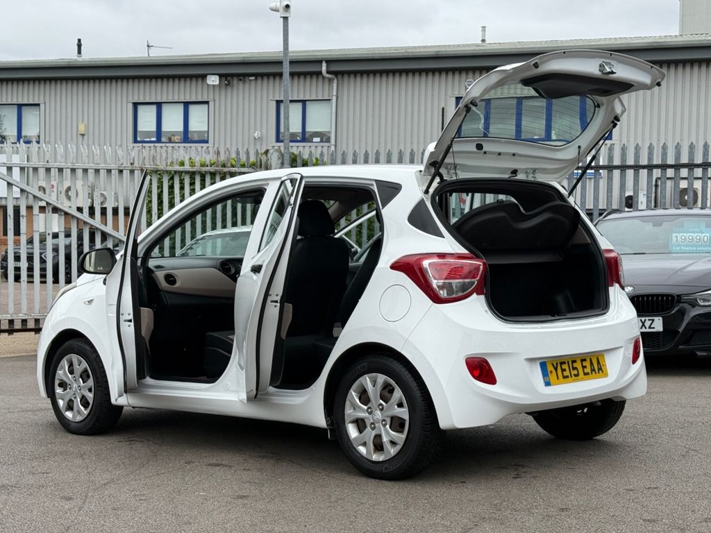 Used Hyundai i10 2015 for sale - 76406926: Photo 36