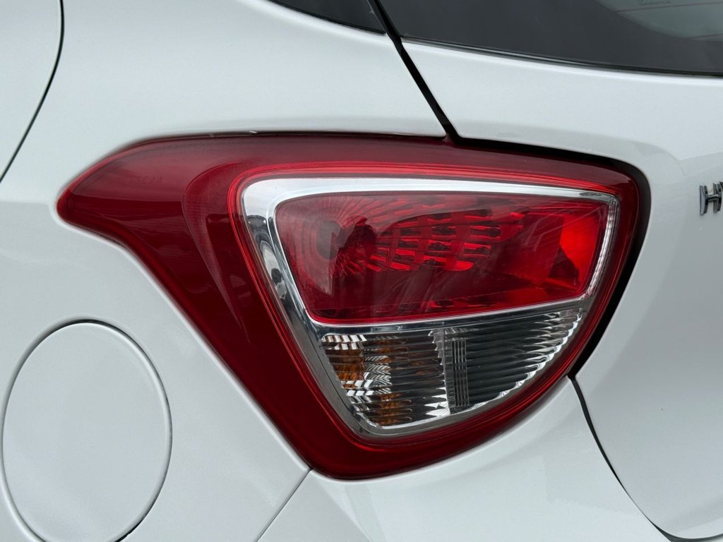 Used Hyundai i10 2015 for sale - 76406926: Photo 47