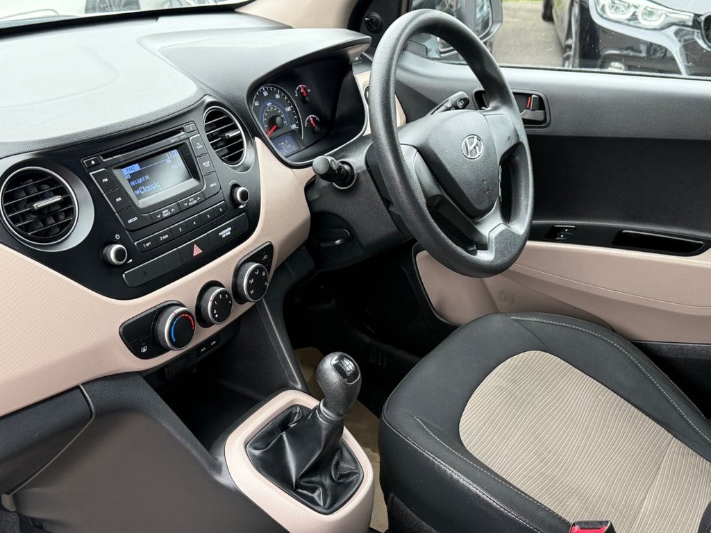 Used Hyundai i10 2015 for sale - 76406926: Photo 8