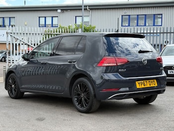 Used Volkswagen Golf 2017 for sale - 79450309: Photo