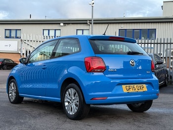 Used Volkswagen Polo 2015 for sale - 75929657: Photo