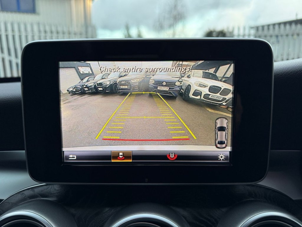 Used Mercedes-Benz C Class 2018 for sale - 77627432: Photo 10