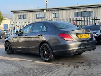 Used Mercedes-Benz C Class 2015 for sale - 77748787: Photo