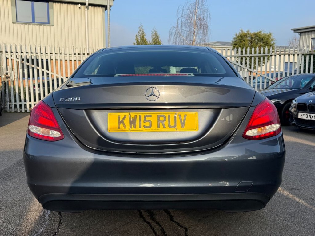 Used Mercedes-Benz C Class 2015 for sale - 77748787: Photo 4