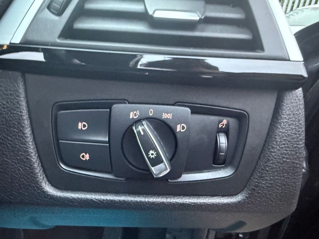 Used BMW 3 Series 2017 for sale - 77614123: Photo 44